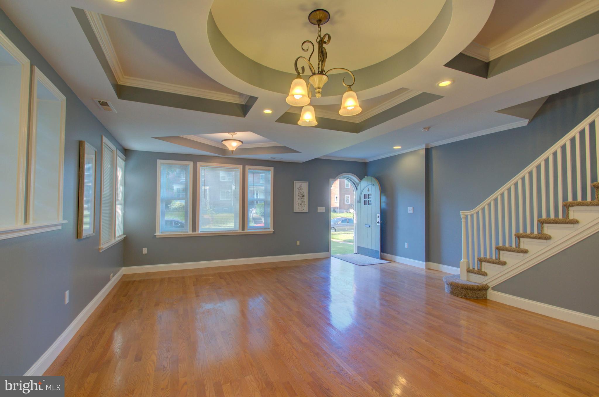 4626 Rokeby Road Baltimore, MD 21229 - Photo 5 of 27 Dining Area