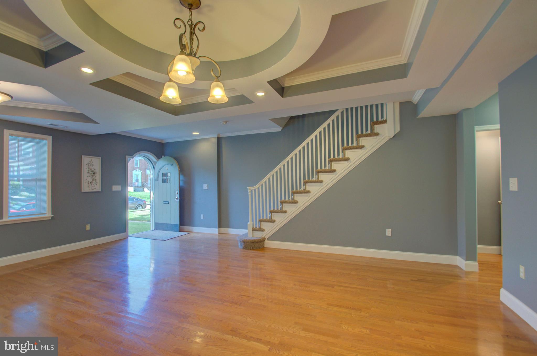 4626 Rokeby Road Baltimore, MD 21229 - Photo 7 of 27 Dining Area