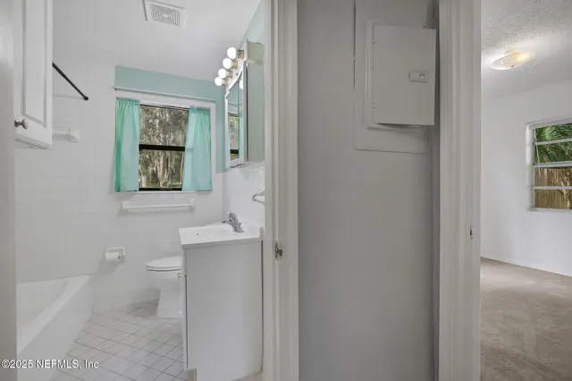 $199,900 | 466 Aiken Road, Jacksonville, FL 32216