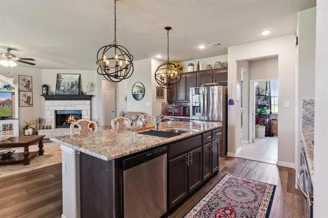 $500,000 | 2321 Willow Wood Trail, Terrell, TX 75161