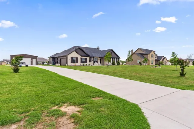 $500,000 | 2321 Willow Wood Trail, Terrell, TX 75161