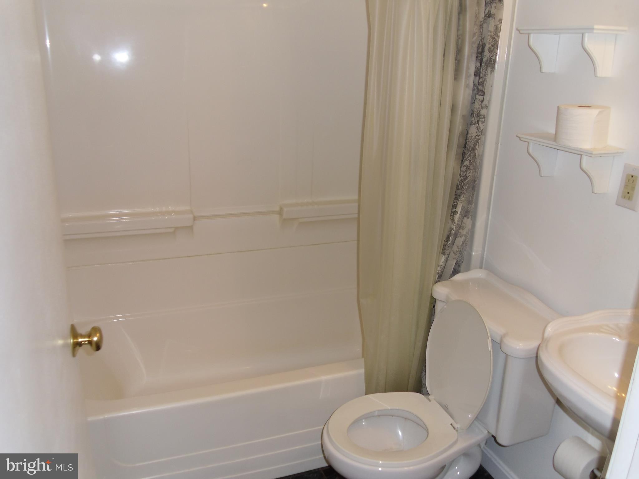 222 Bryarly Road Winchester, VA 22603 - Photo 14 of 22 Gallery Image 14