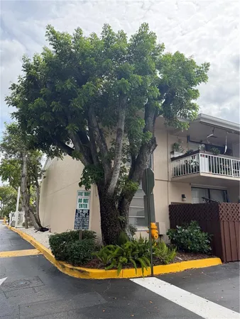 $218,995 | 13781 Southwest 66th Street, Unit 231B, Miami, FL 33183
