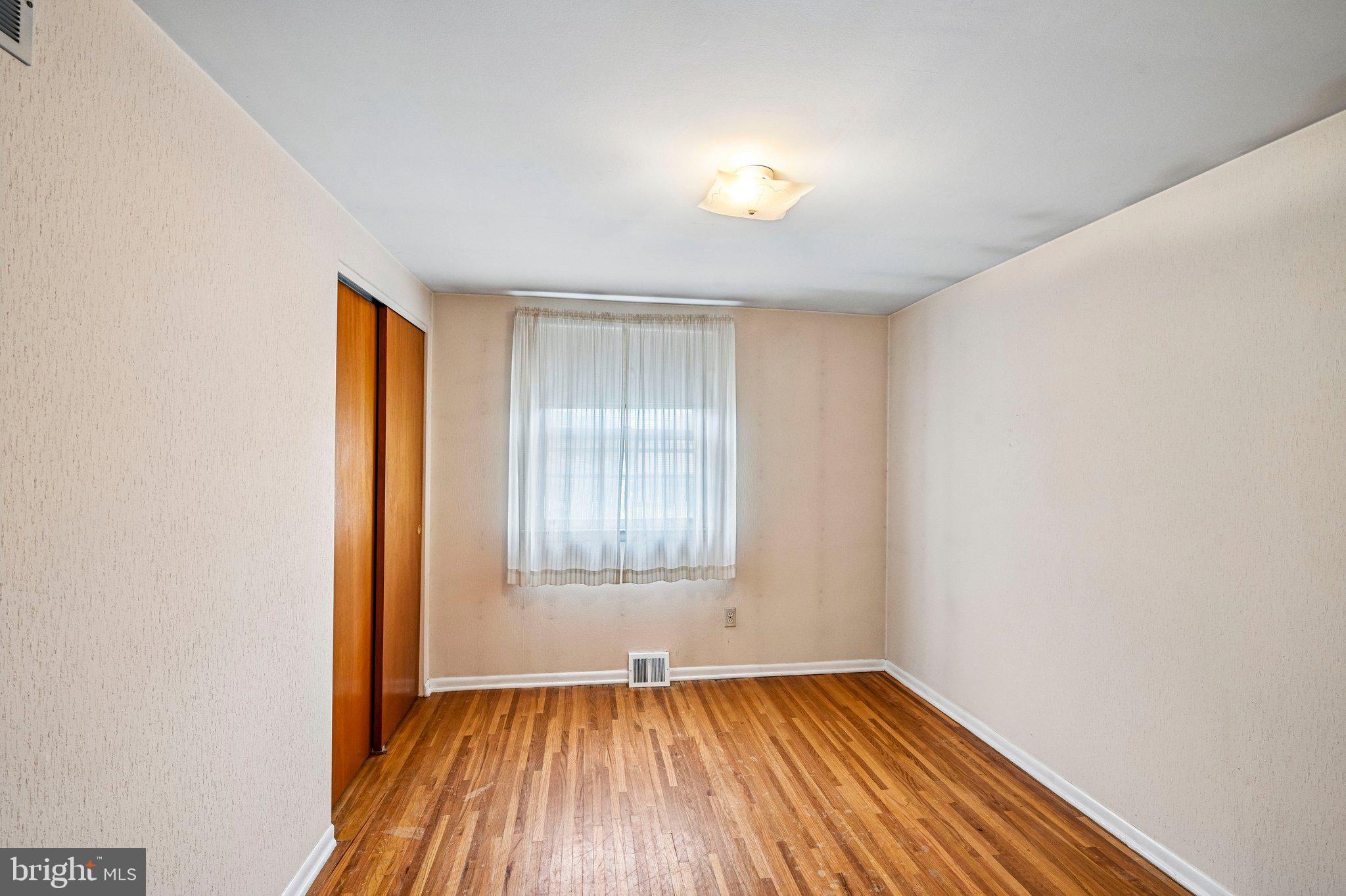 1008 Rennard Street Philadelphia, PA 19116 - Photo 22 of 33 Bedroom Three