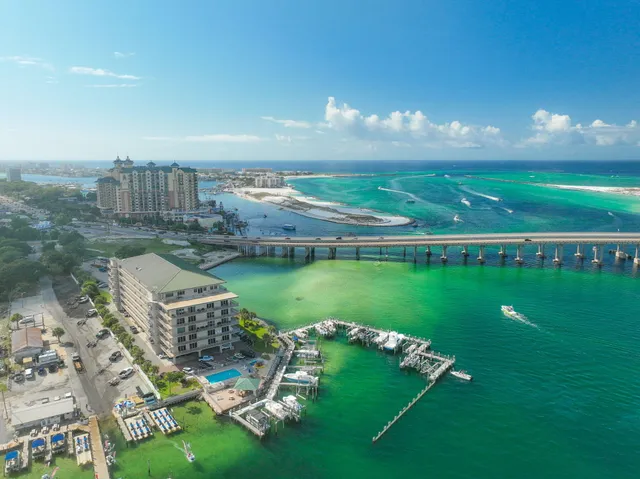 $799,000 | 5 Calhoun Avenue, Unit 203, Destin, FL 32541