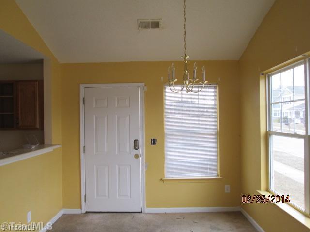 830 Hopewell Street High Point, NC 27263 - Photo 4 of 8 Dining Room.