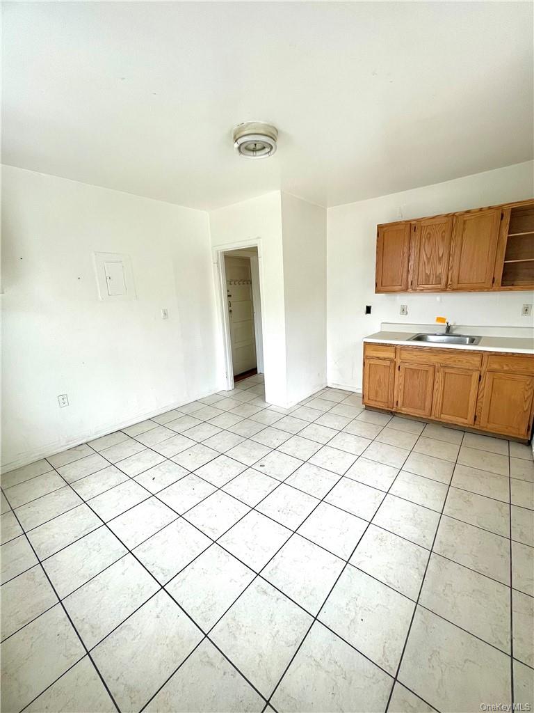 27 Fox Island Road Port Chester, NY 10573 - Photo 14 of 29
