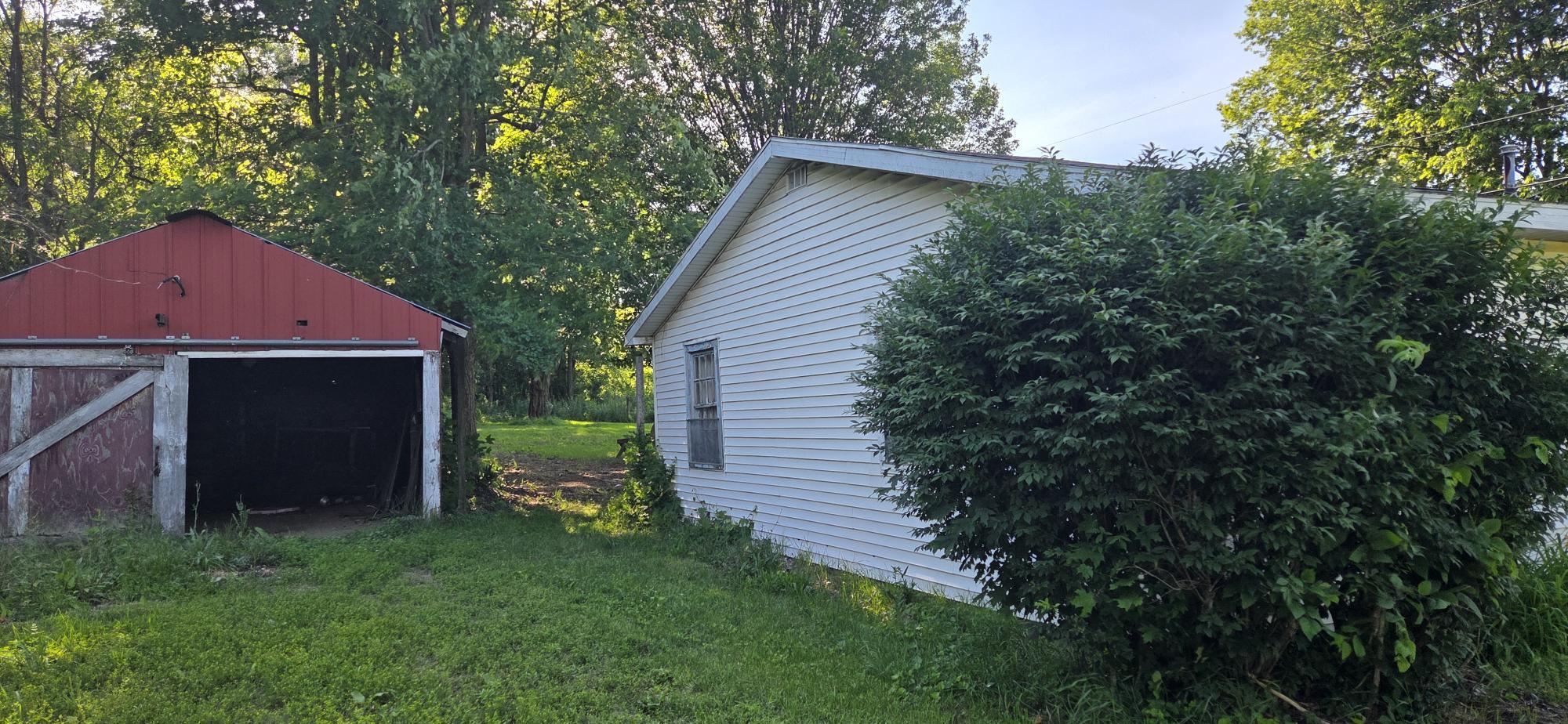 4812 Spring Creek Road Three Oaks, MI 49128 - Photo 3 of 35 4812SpringCreekSouthsidePoleBarn