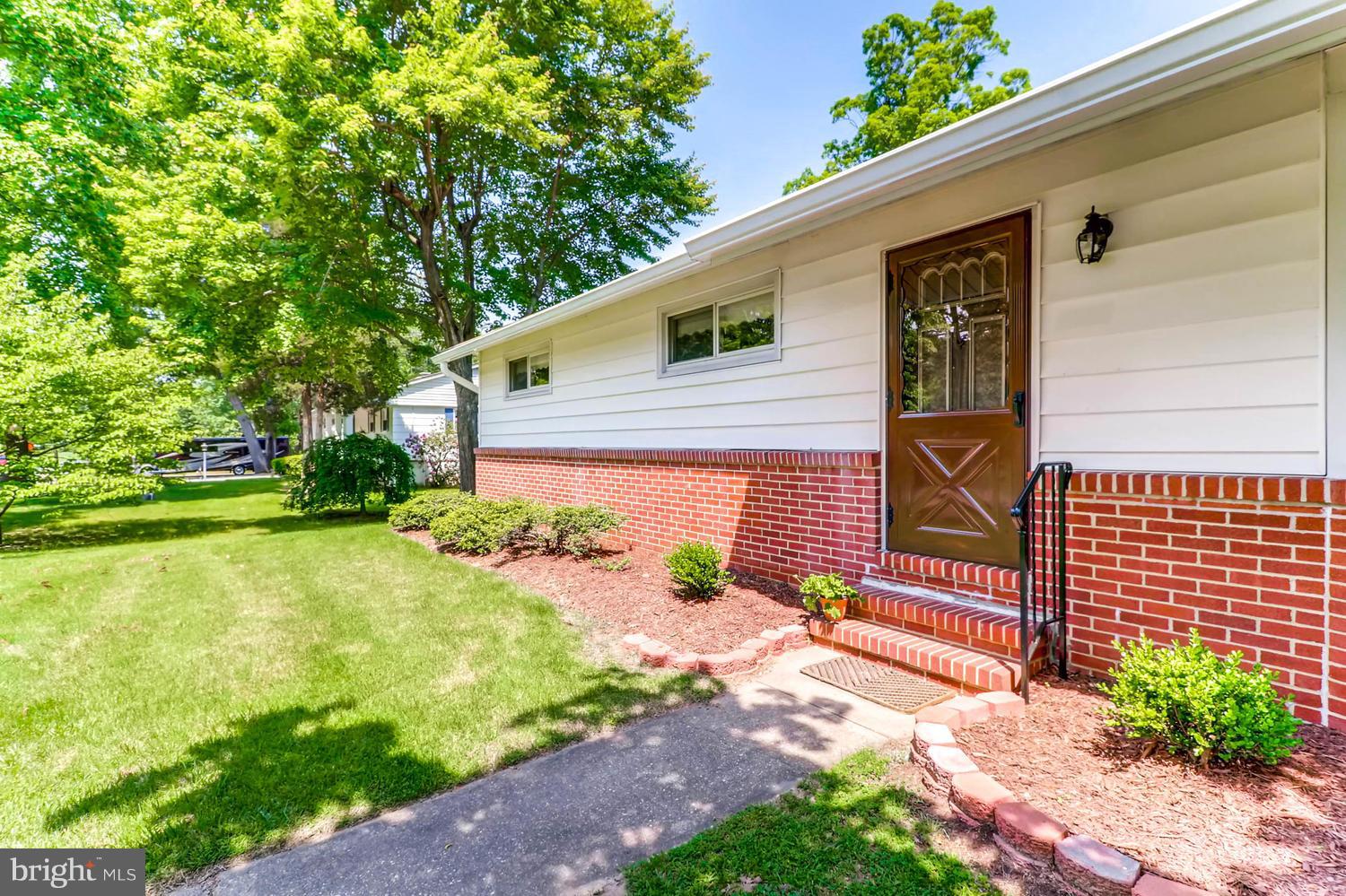 858 Elmhurst Road Severn, MD 21144 - Photo 4 of 29 Exterior (General)