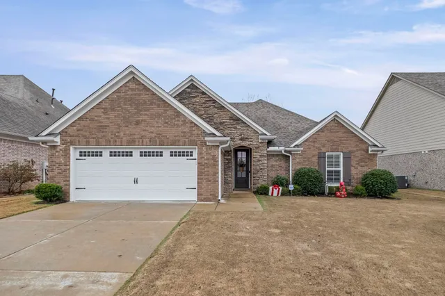 $335,000 | 295 Cherokee Circle, Oakland, TN 38060