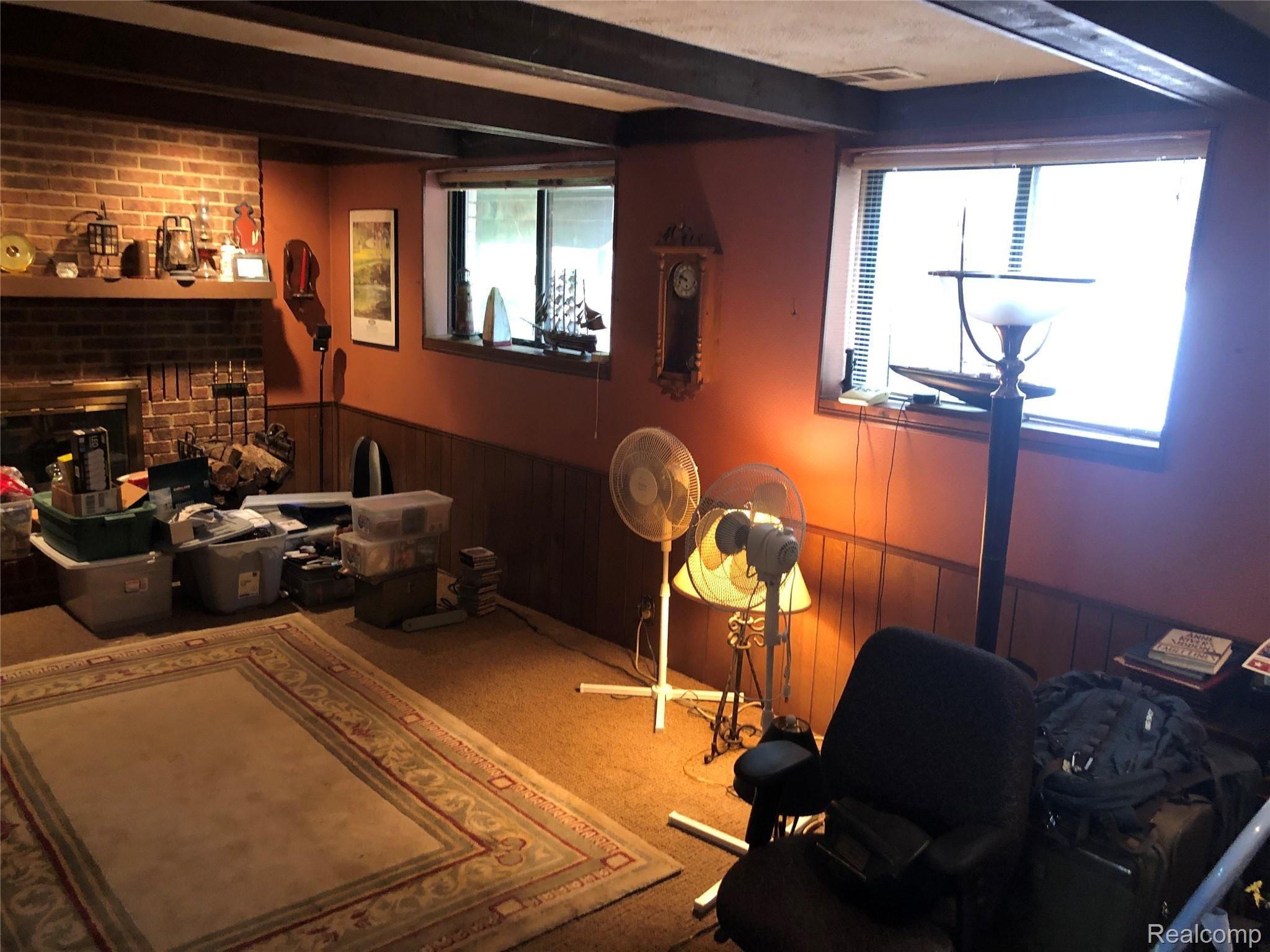 1750 Brewer Road Leonard, MI 48367 - Photo 40 of 67 Brewer Family room.jpg