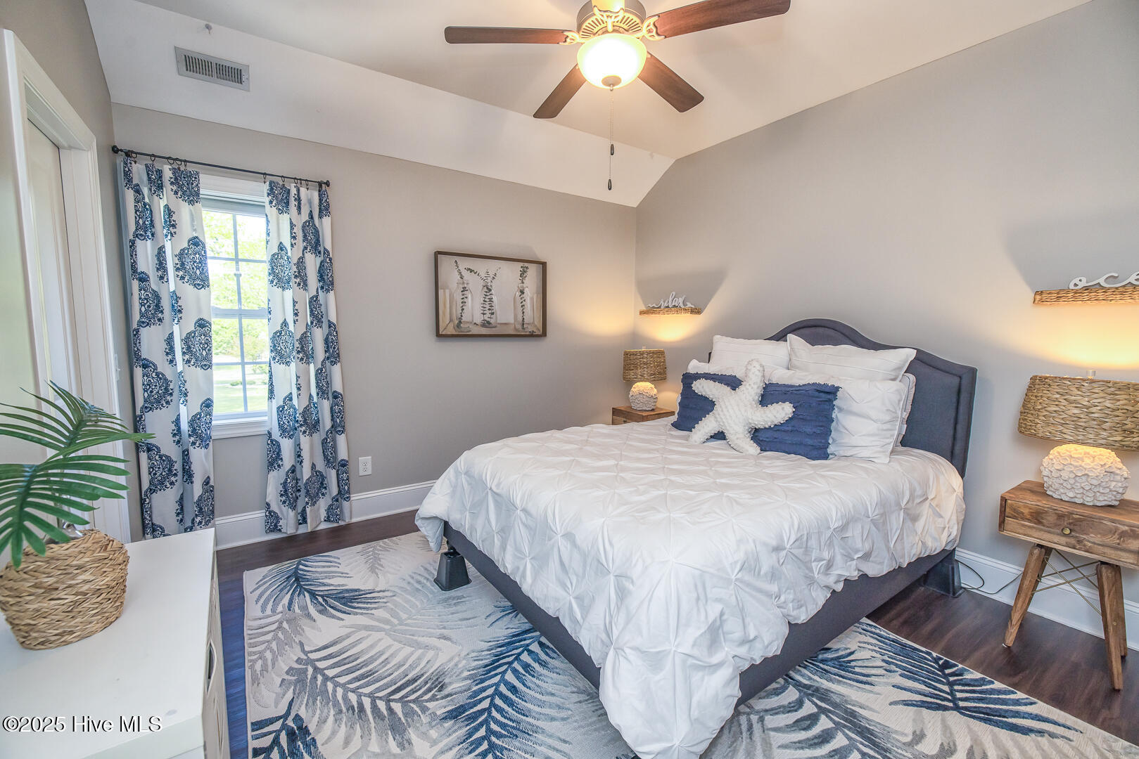606 Center Drive Hampstead, NC 28443 - Photo 34 of 61 Guest Bedroom