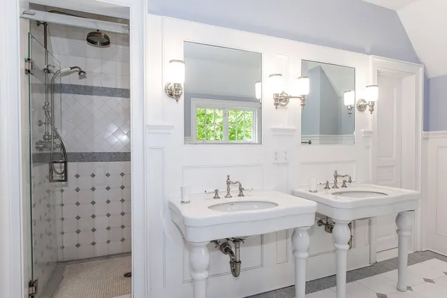 $80,000 | 40 Deep Woods Lane, Amagansett, NY 11930