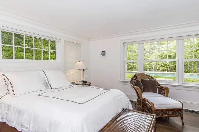 $80,000 | 40 Deep Woods Lane, Amagansett, NY 11930