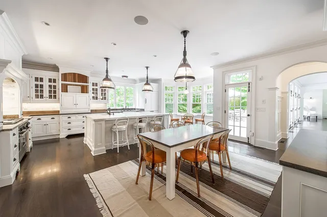 $80,000 | 40 Deep Woods Lane, Amagansett, NY 11930