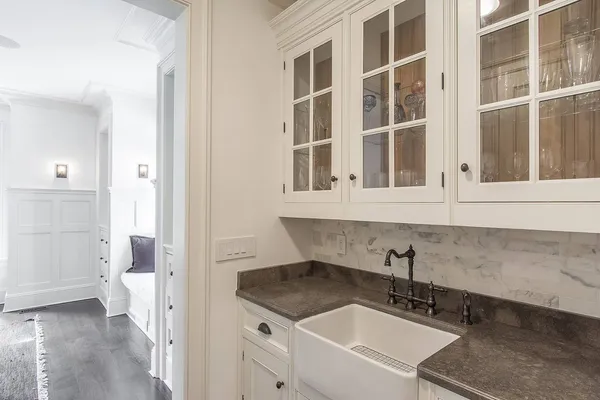 $80,000 | 40 Deep Woods Lane, Amagansett, NY 11930