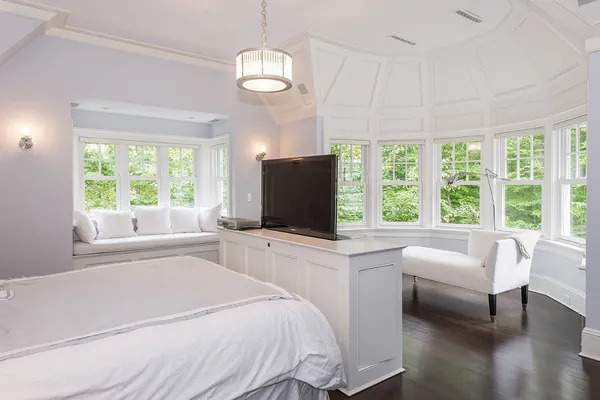 $80,000 | 40 Deep Woods Lane, Amagansett, NY 11930