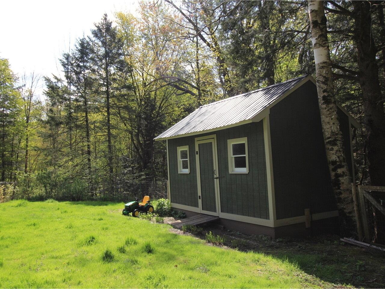 945 Dugway Road Richmond, VT 05477 - Photo 27 of 30 Gallery Image 27