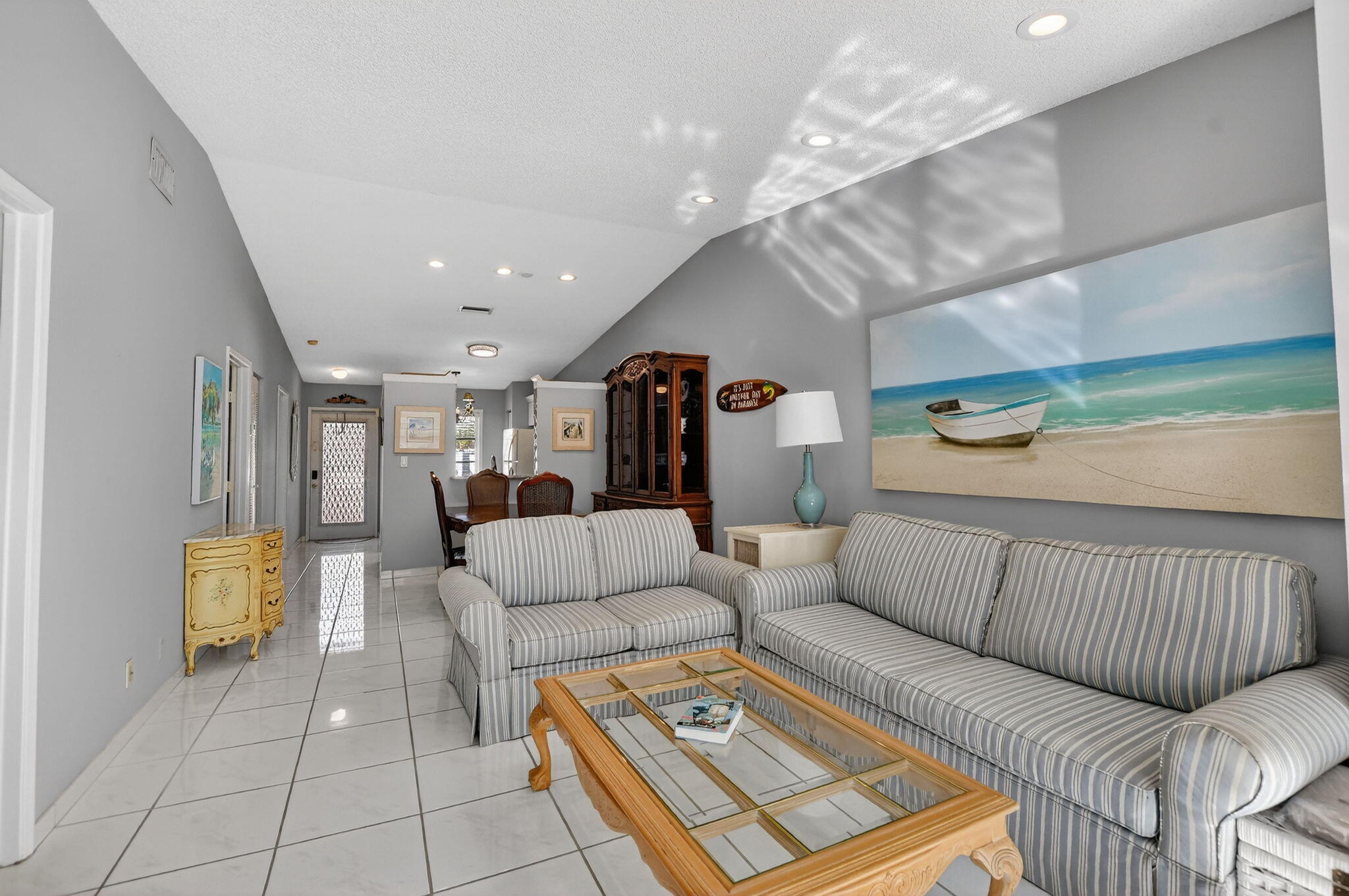 8622 Dreamside Lane Boca Raton, FL 33496 - Photo 12 of 36 a living room with furniture and a table