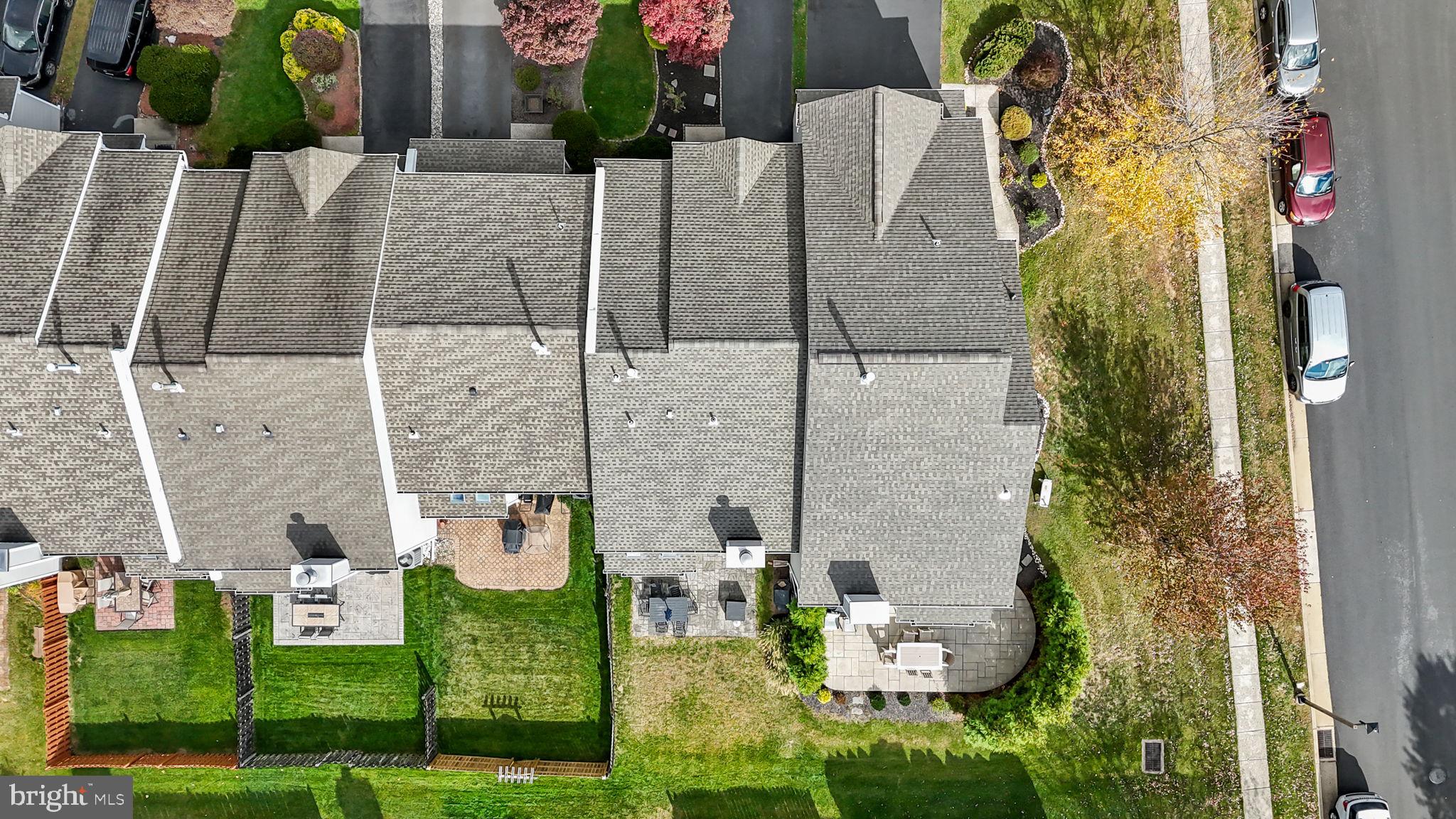 102 Broadleaf Place Newtown, PA 18940 - Photo 44 of 47 aerial view of a house with a garden and plants