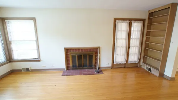 $4,650 | 1229 Middlebury Lane, Wilmette, IL 60091