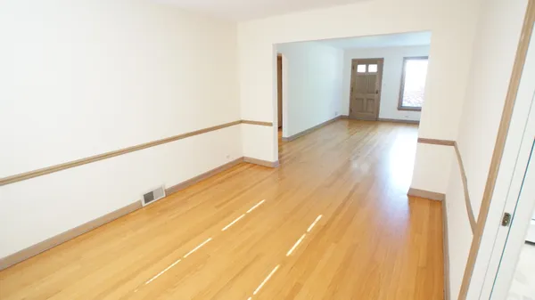 $4,650 | 1229 Middlebury Lane, Wilmette, IL 60091