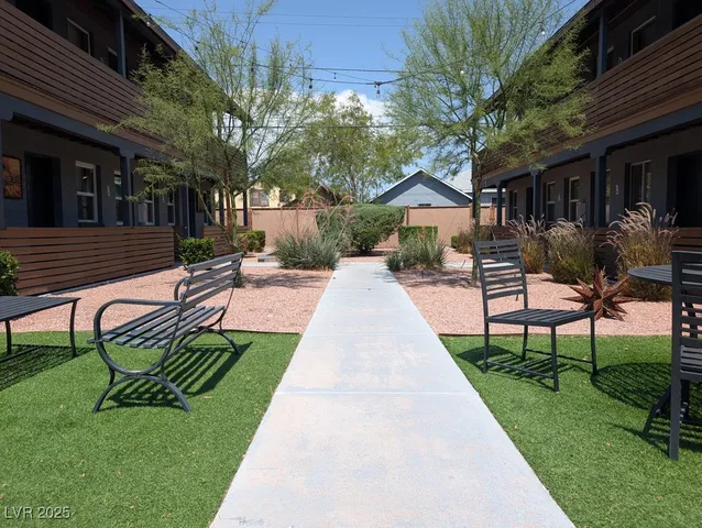 $950 | 319 North 11th Street, Unit D, Las Vegas, NV 89101