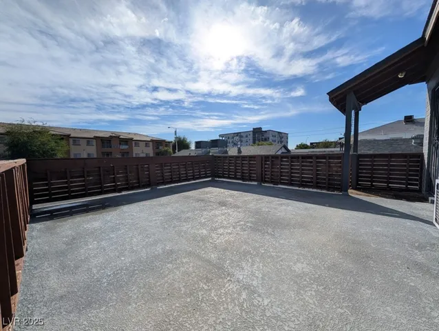 $995 | 319 North 11th Street, Unit D, Las Vegas, NV 89101
