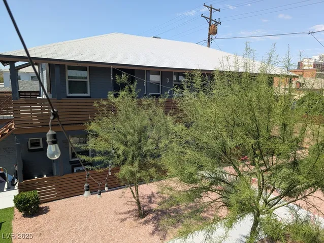 $950 | 319 North 11th Street, Unit D, Las Vegas, NV 89101