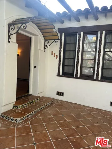 a view of an entryway