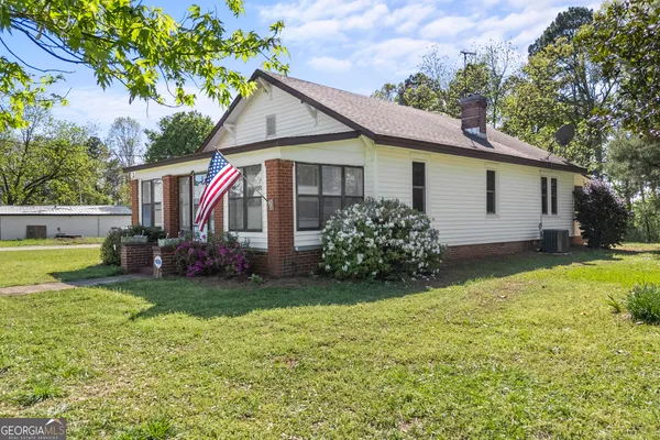 $375,000 | 1829 Hewell Road, Dewy Rose, GA 30634