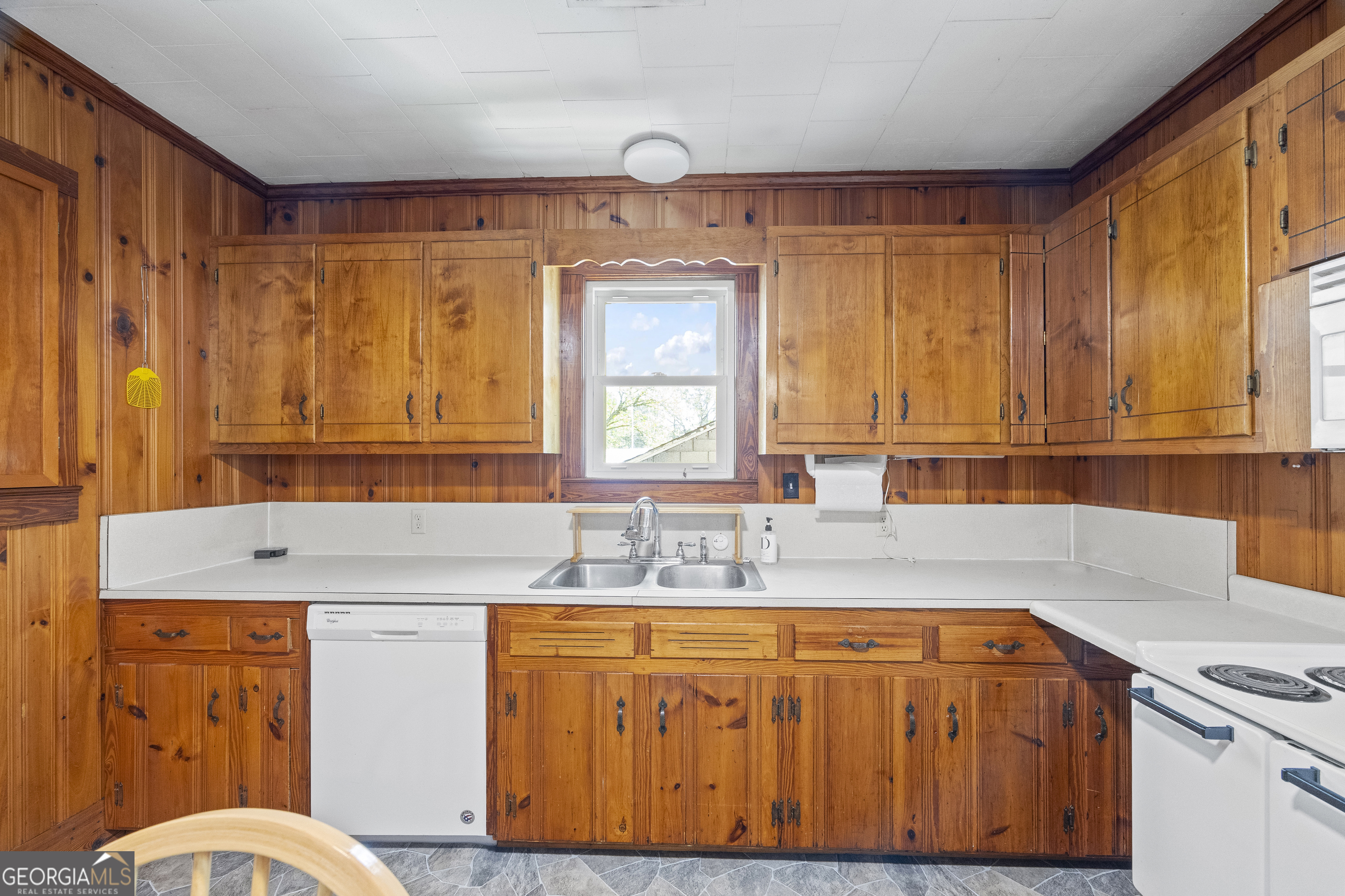 1829 Hewell Road Dewy Rose, GA 30634 - Photo 11 of 69