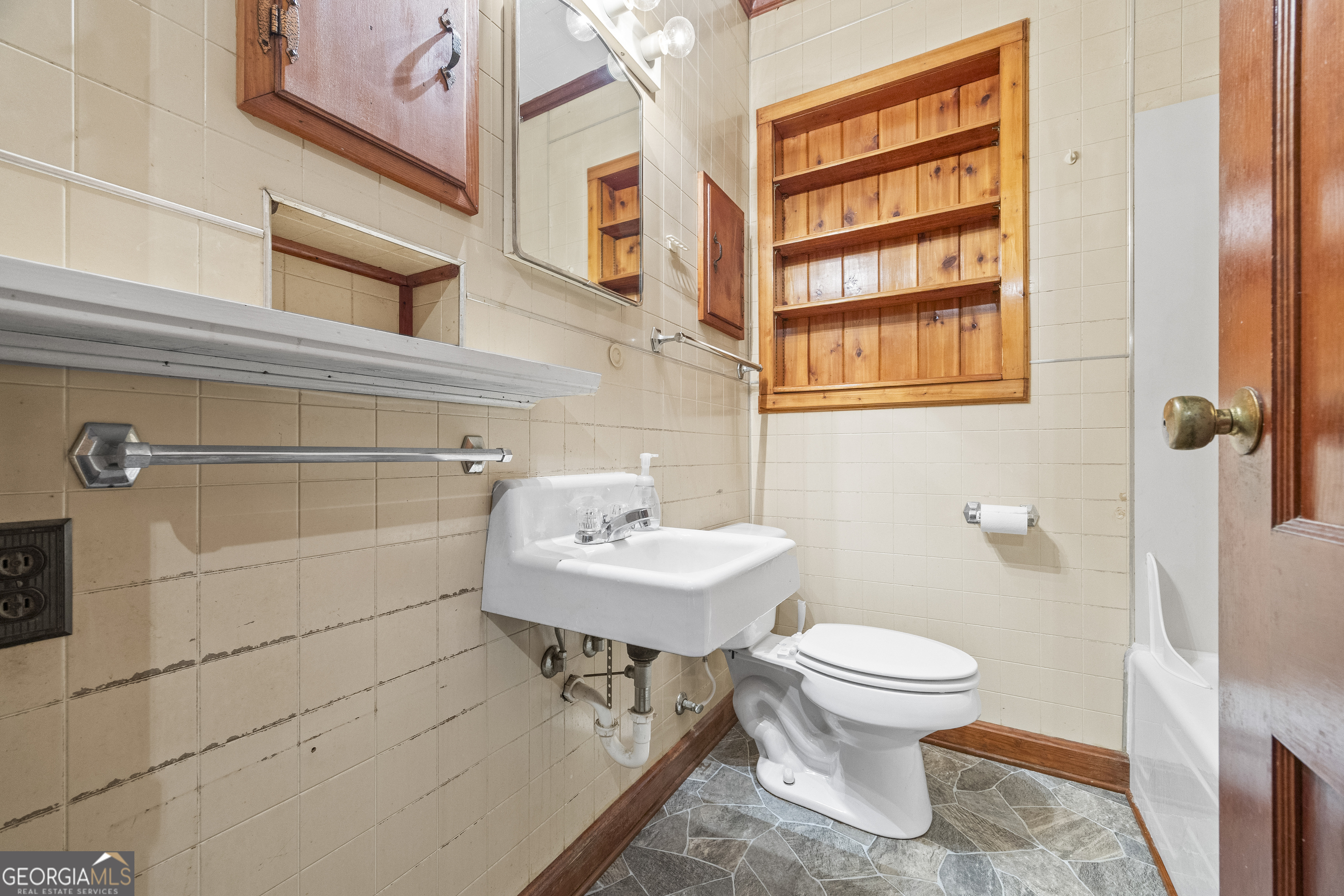 1829 Hewell Road Dewy Rose, GA 30634 - Photo 33 of 69