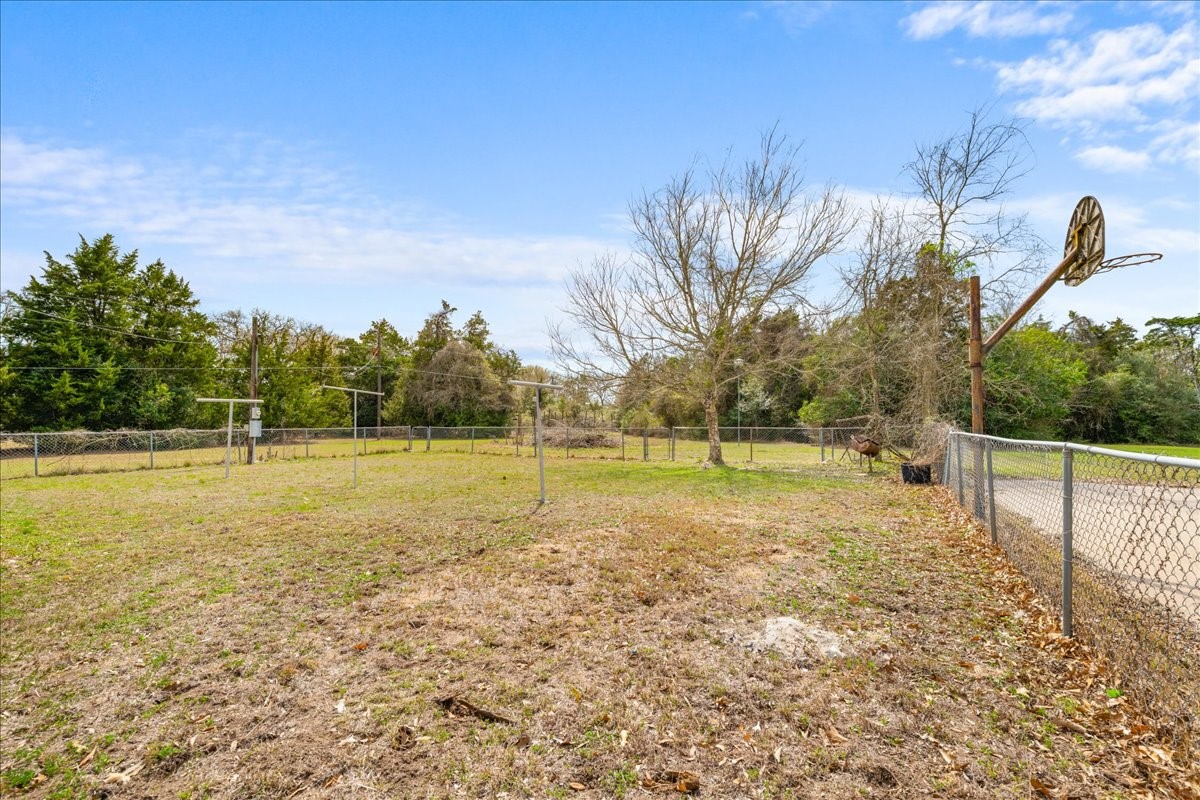 620 Panorama Road La Grange, TX 78945 - Photo 21 of 21