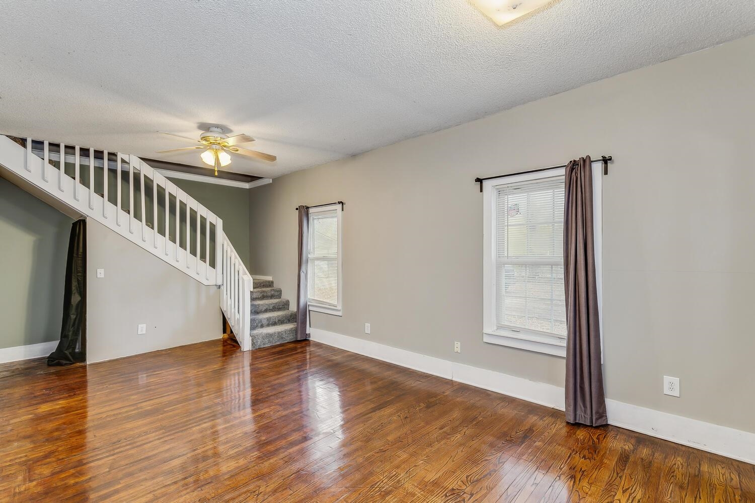 5837 Oliver Street Derby, KS 67037 - Photo 3 of 24