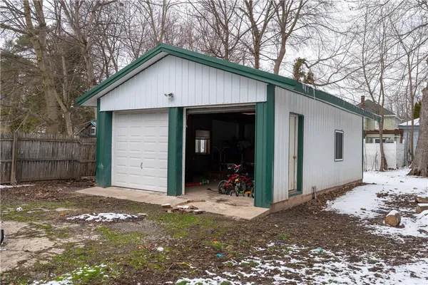 $99,000 | 243 East Park Street, Albion, NY 14411