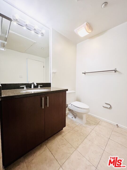 2864 Sunset Place, Unit 402 Los Angeles, CA 90005 - Photo 12 of 25