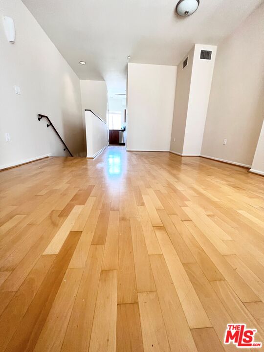 2864 Sunset Place, Unit 402 Los Angeles, CA 90005 - Photo 17 of 25