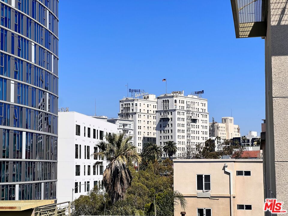 2864 Sunset Place, Unit 402 Los Angeles, CA 90005 - Photo 25 of 25