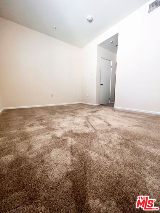 2864 Sunset Place, Unit 402 Los Angeles, CA 90005 - Photo 9 of 25