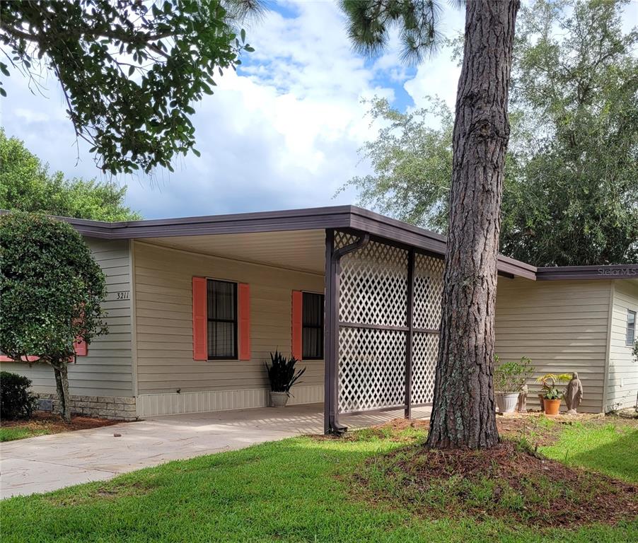 3211 Wekiva Road Tavares, FL 32778 - Photo 4 of 48