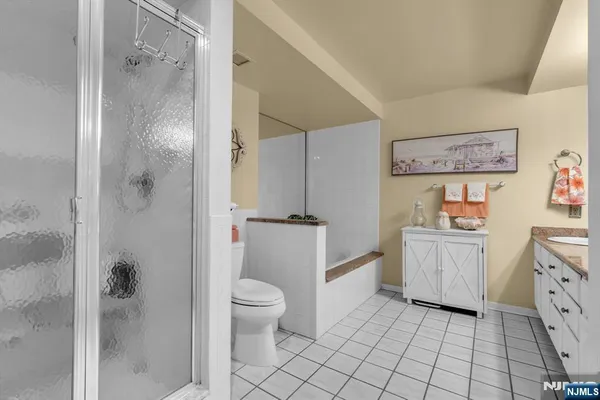 $1,399,999 | 300 Ocean Avenue North, Unit 3C, Long Branch, NJ 07740