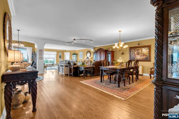 $1,399,999 | 300 Ocean Avenue North, Unit 3C, Long Branch, NJ 07740