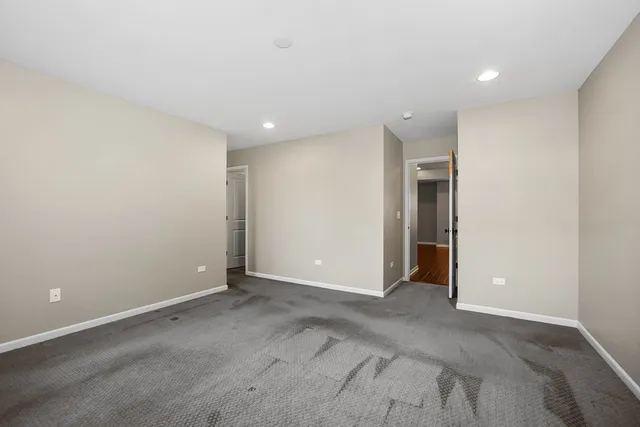 $449,000 | 849 Station Boulevard, Aurora, IL 60504