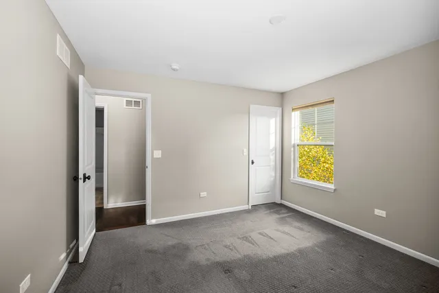 $449,000 | 849 Station Boulevard, Aurora, IL 60504