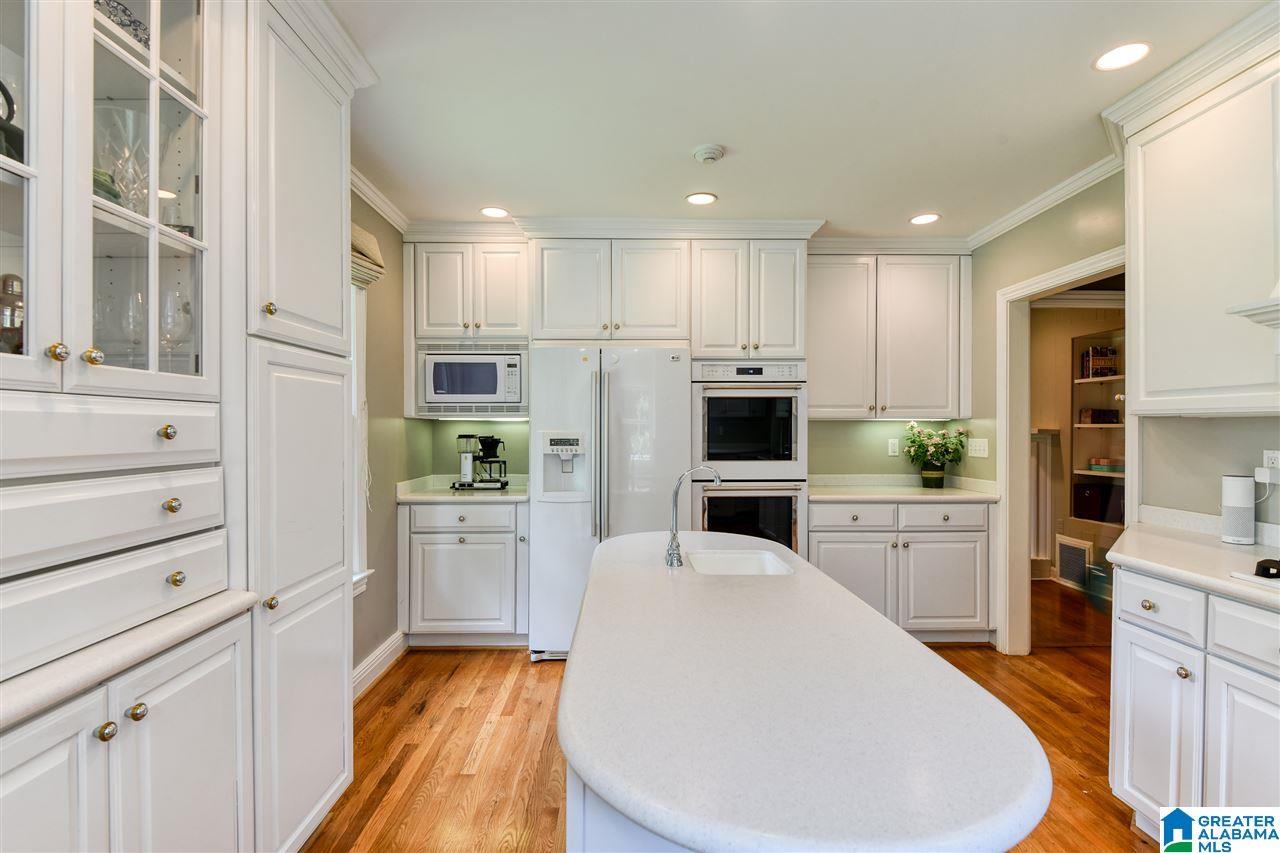 1887 Shades Crest Road Birmingham, AL 35216 - Photo 16 of 49