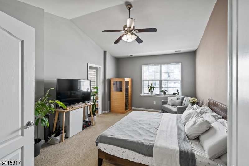 75 Wesmont Drive Wood-Ridge, NJ 07075 - Photo 14 of 25