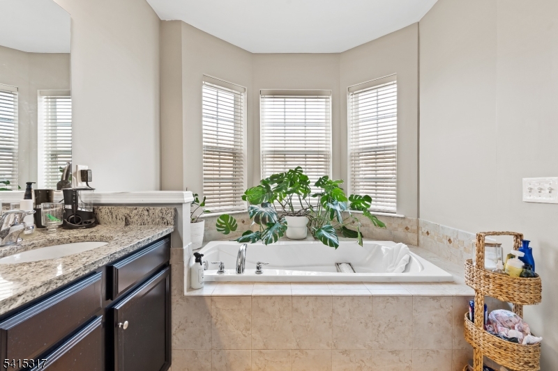 75 Wesmont Drive Wood-Ridge, NJ 07075 - Photo 17 of 25
