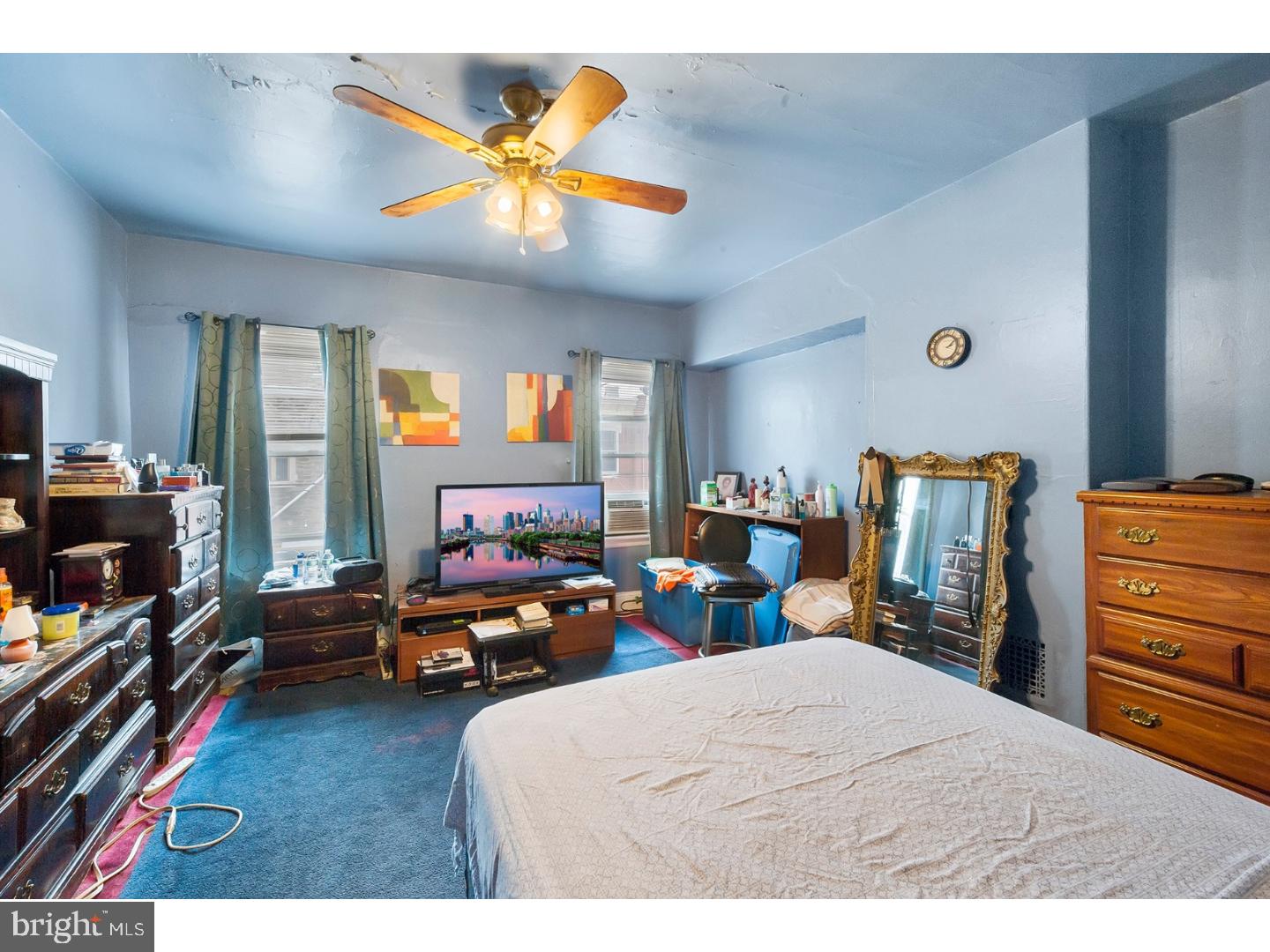 2111 Tasker Street Philadelphia, PA 19145 - Photo 12 of 22 Gallery Image 12