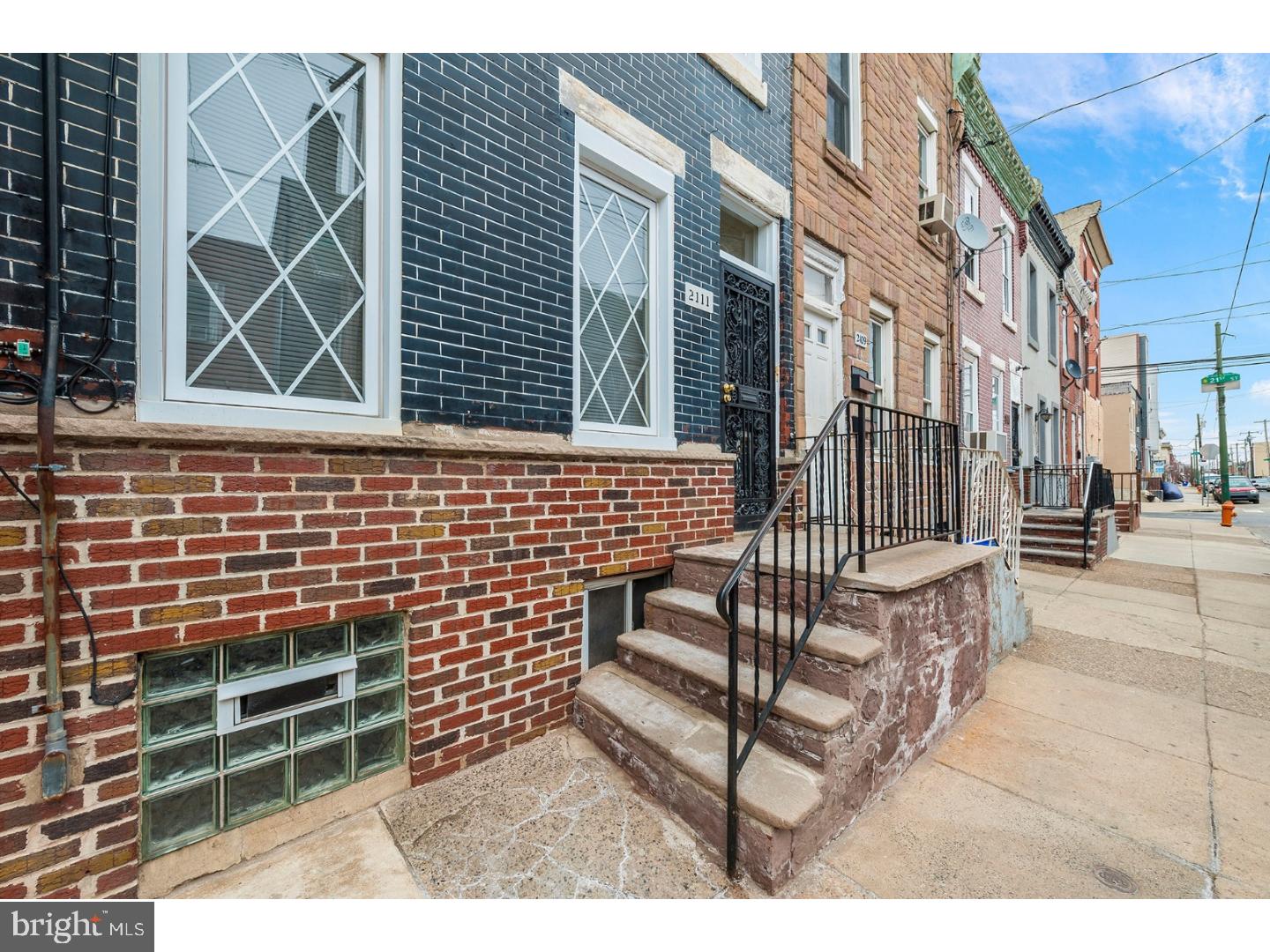 2111 Tasker Street Philadelphia, PA 19145 - Photo 3 of 22 Gallery Image 3